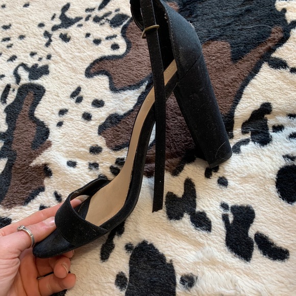 Brash heels - Picture 2 of 4